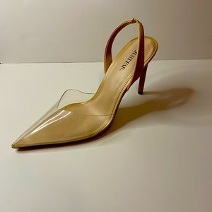 JustFab Clear Evelyn Pump Size 11 NWT